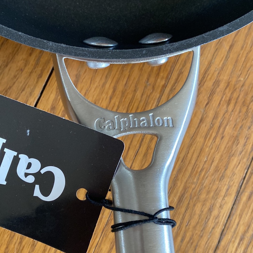 New Caphalon 8” sauté pan - Picture 3 of 5